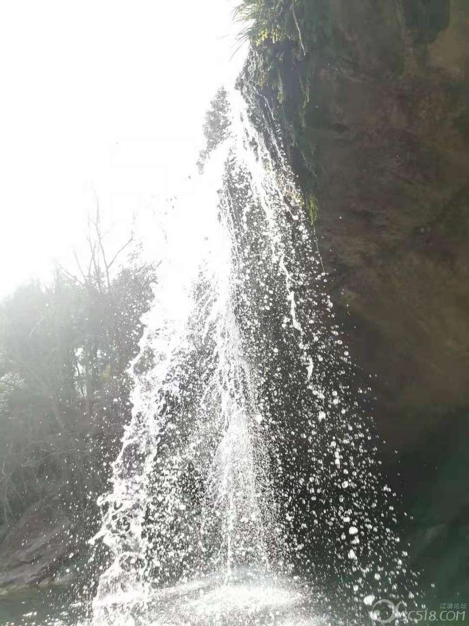 一周大涨18%！奈飞成标普500“最靓的仔”，分析师承认“看走眼”