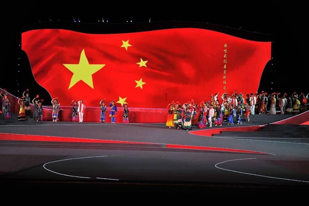 美图公司：预计2023年净利润增长约200%-230%