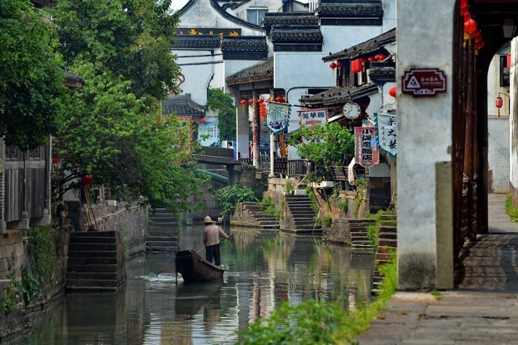 身体僵硬，走路小碎步，帕金森可以治疗吗？游戏画面